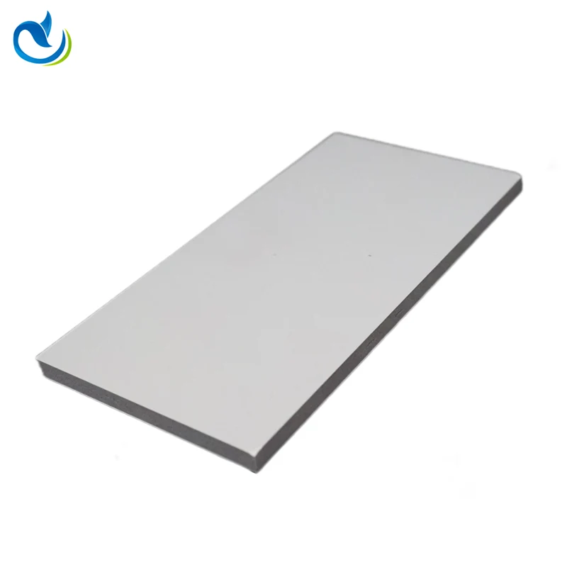 Que faut-il noter lors de la sélection et de l'installation de panneaux muraux en panneaux de cristaux de carbone ?